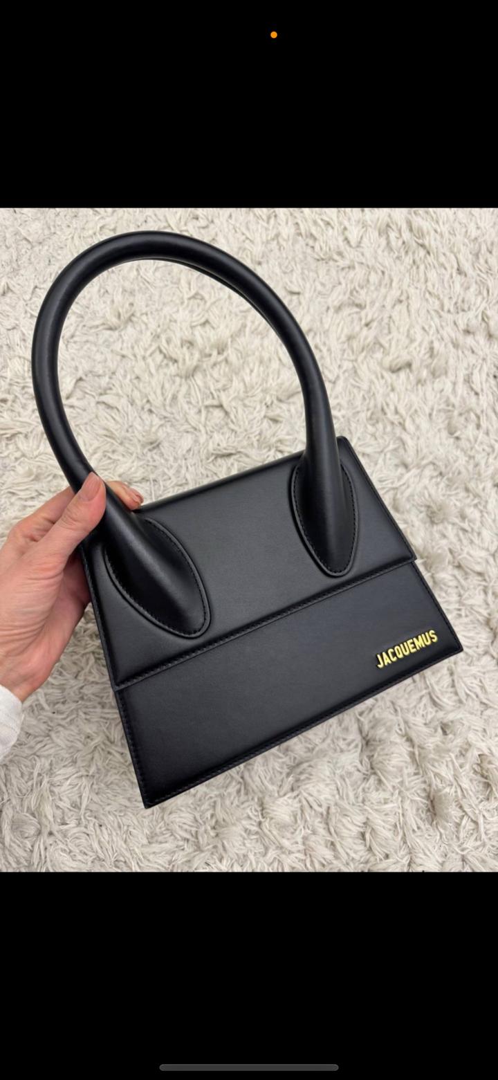 Сумочка Jacquemus оригинал есть коробка и пыльник