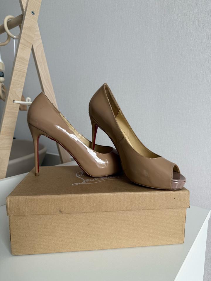 Босоножки Christian Louboutin