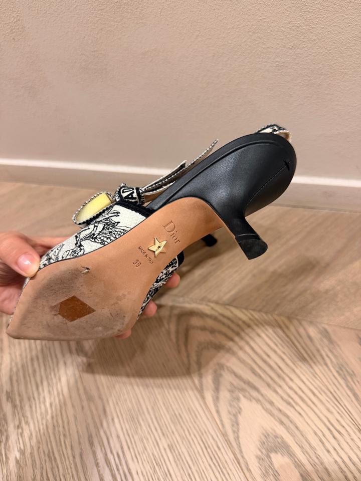 Туфли Dior J’Adior Slingback Tiger Edition