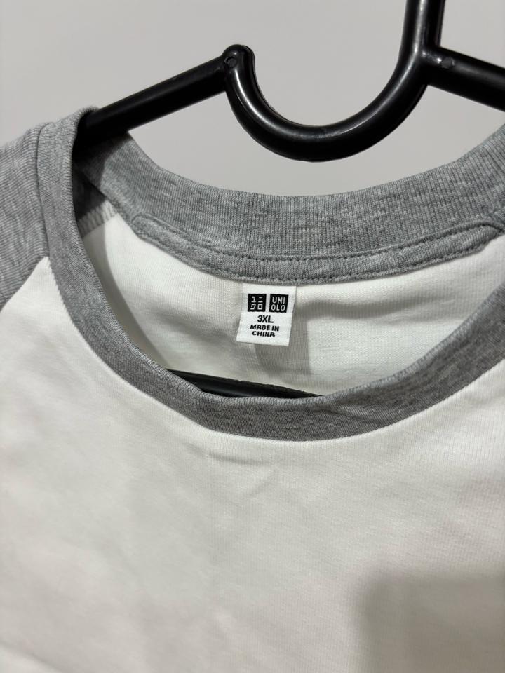 Укороченная футболка Uniqlo