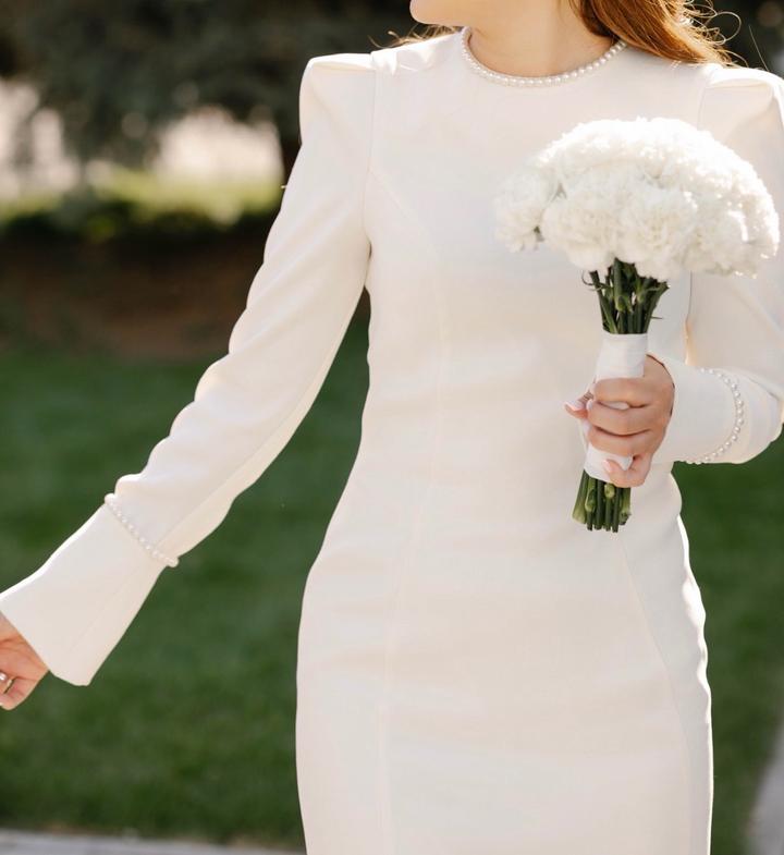 Платье приталенное шила на заказ