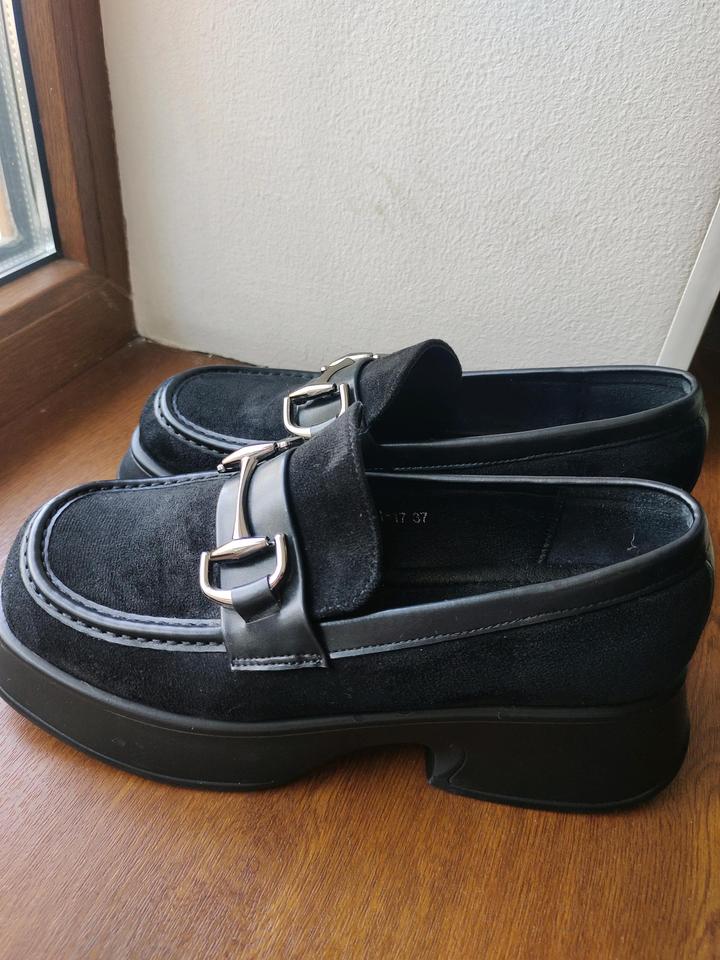 Женские лоферы 37