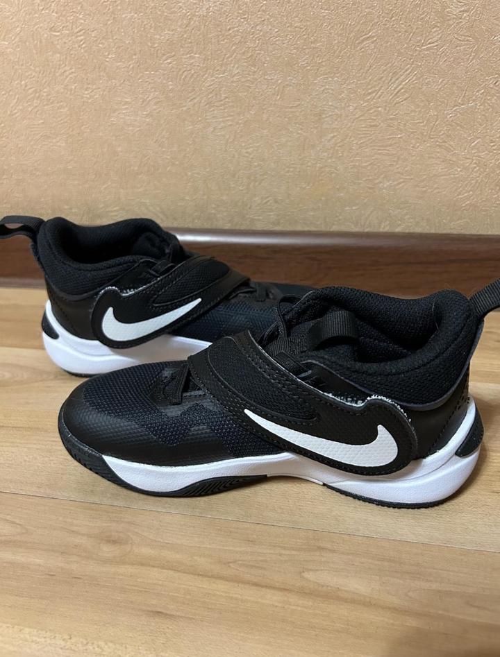 Nike детские кроссовки