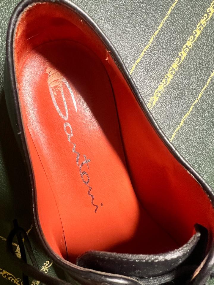 Santoni