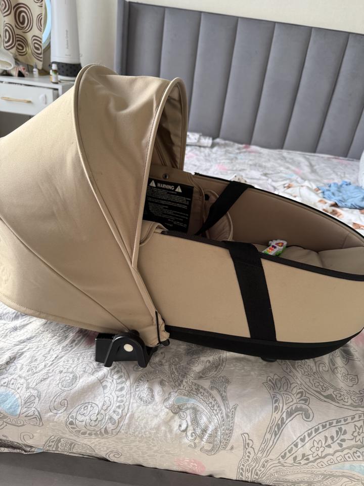 Люблю для коляски уоуо