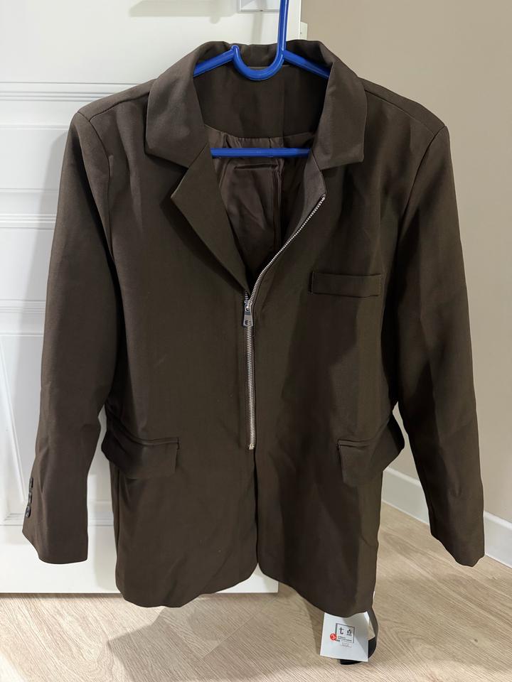 Пиджак коричневый