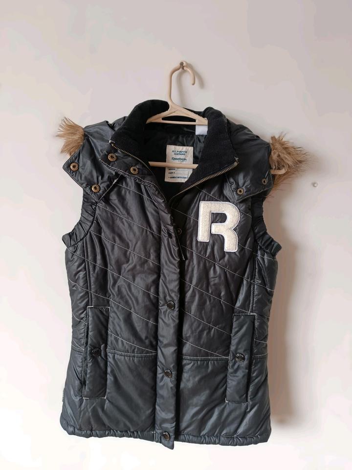 Безрукавка