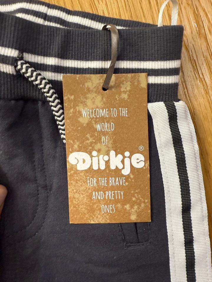 Симпотичные штанишки для новорожденного малыша