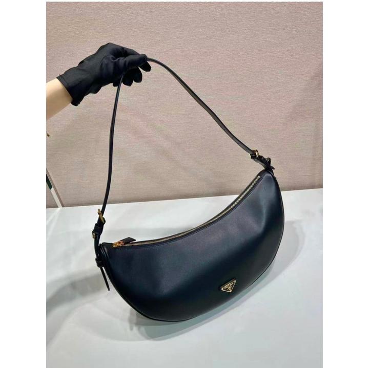 Сумка Prada