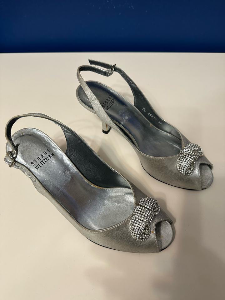 Босоножки Stuart Weitzman