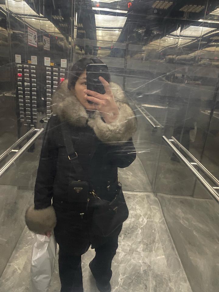 Черное куртка парка