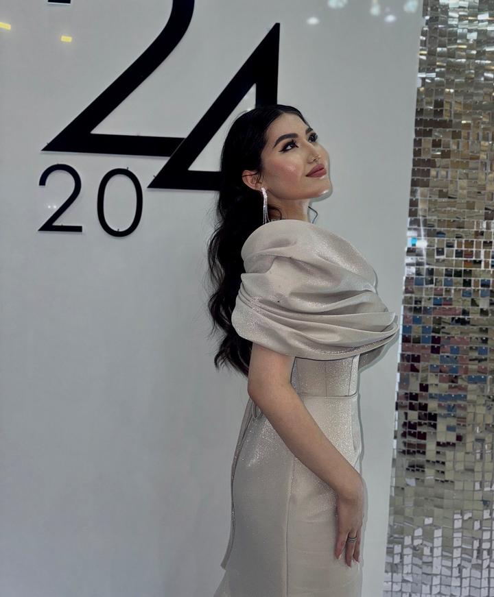 Вечернее платье