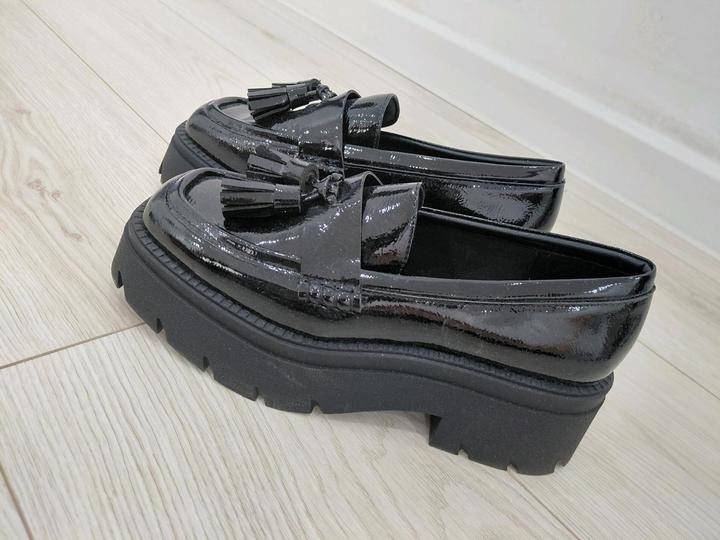 Лоферы женские