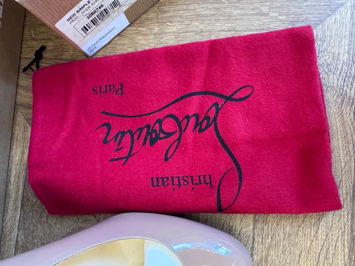 Туфли Christian Louboutin New Simple Pump 120 Nude 36