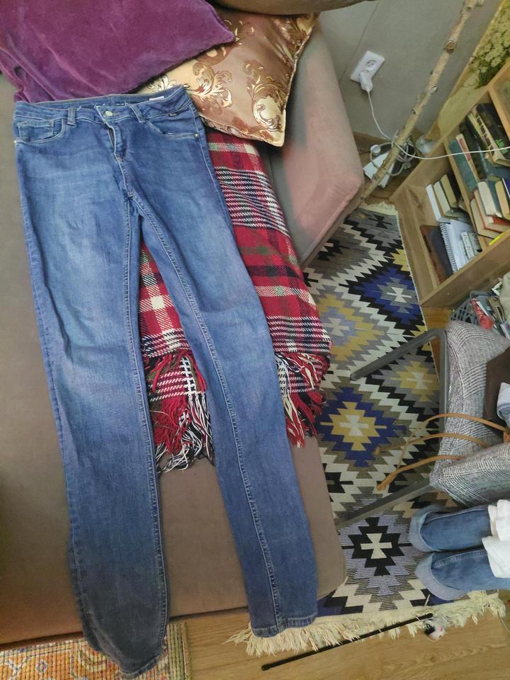 Джинсы skinny