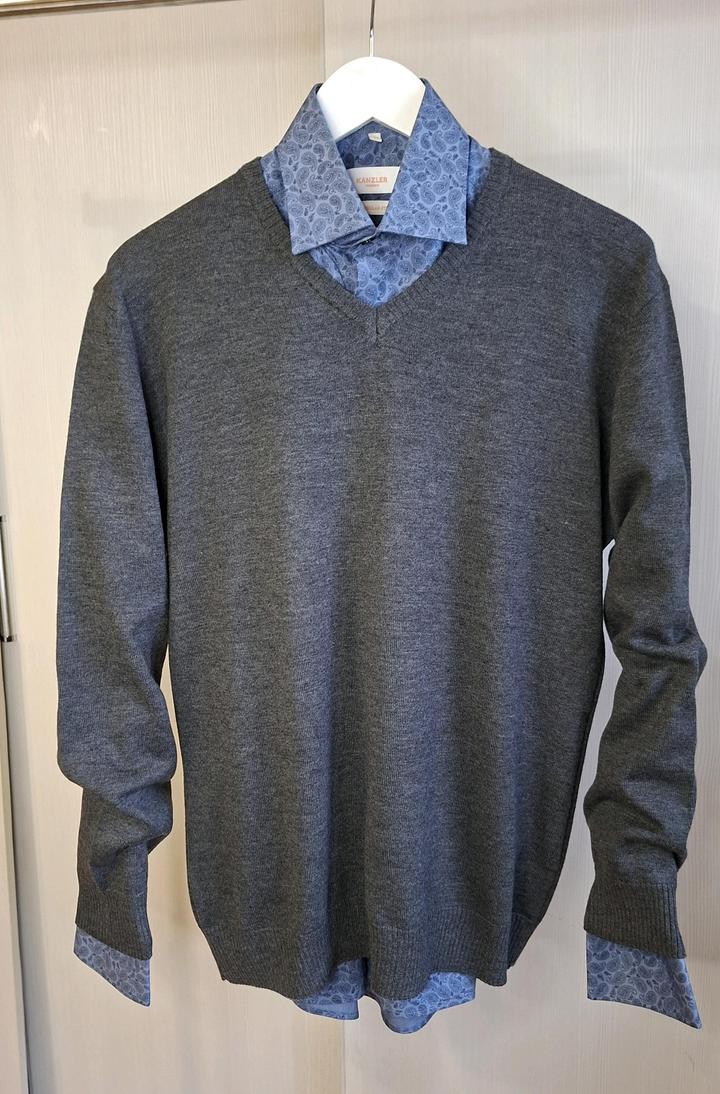 Универсальный пуловер от Canda (C&A)