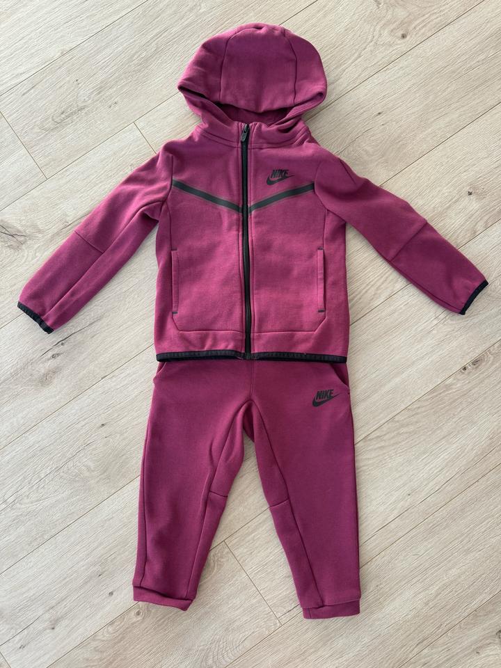 Детский спортивный костюм Nike