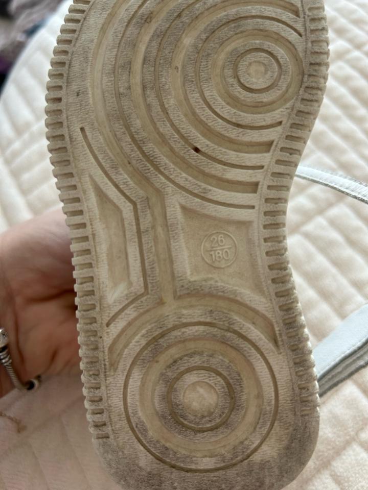 Кеды кожаные 26 размер