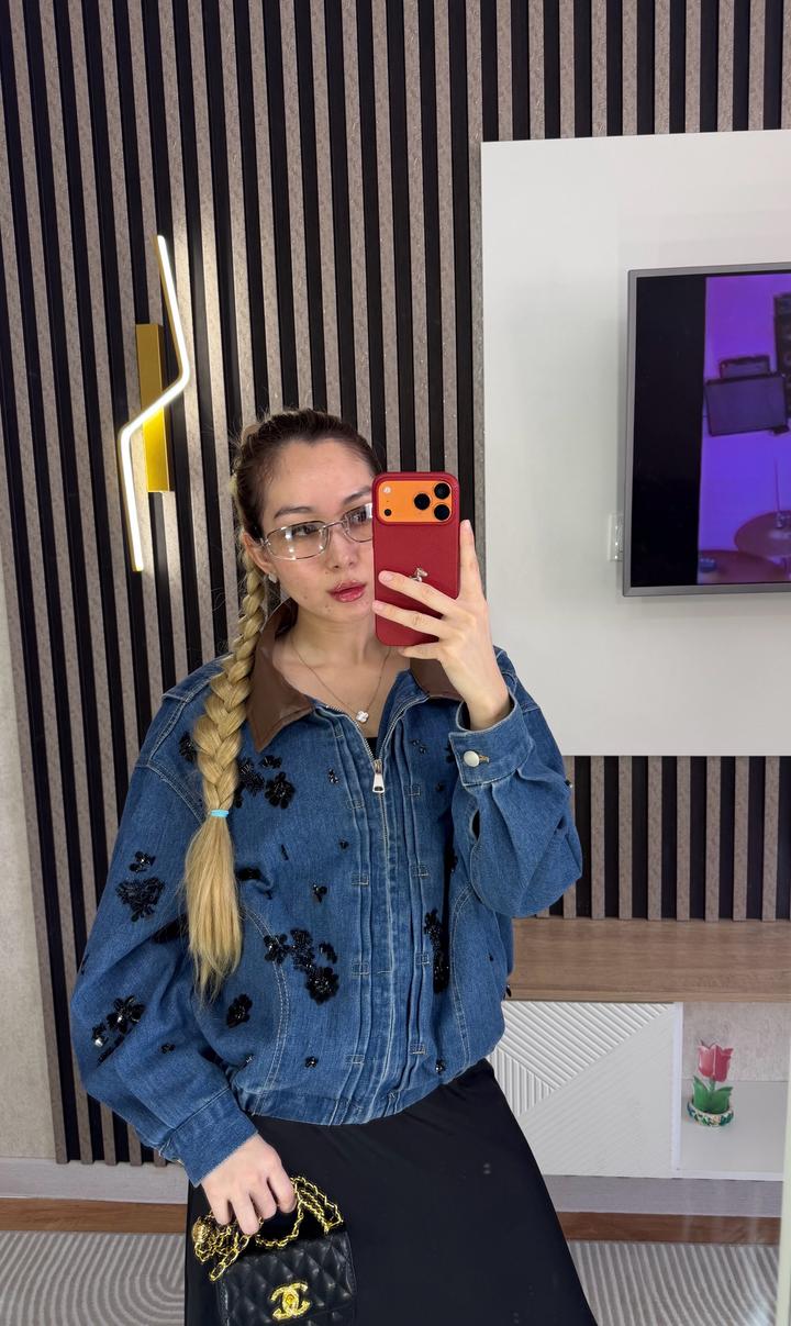 Бомбер джинсовый