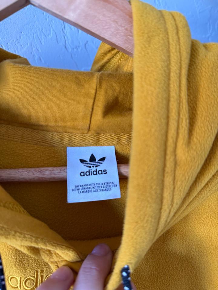 Худи Adidas