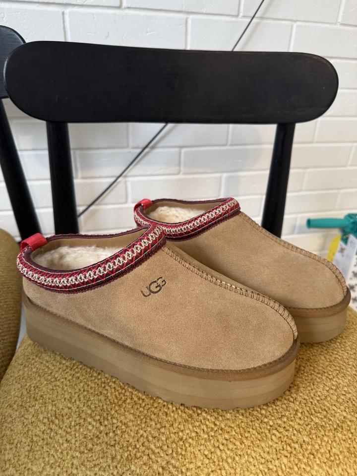 Ugg Tasman