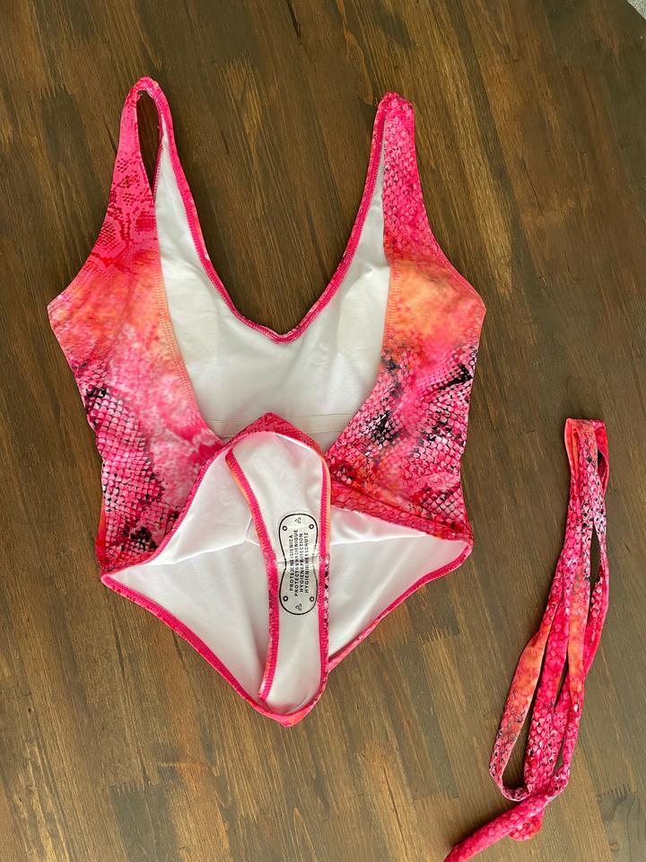 Купальник (no name)