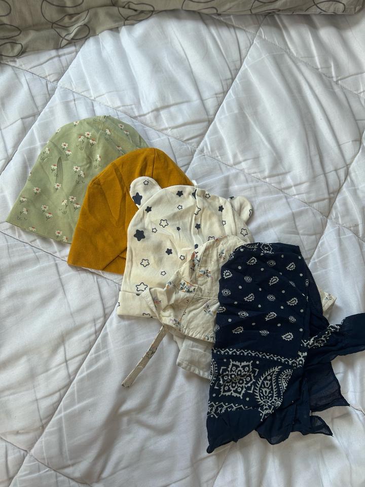 Шапки и носки