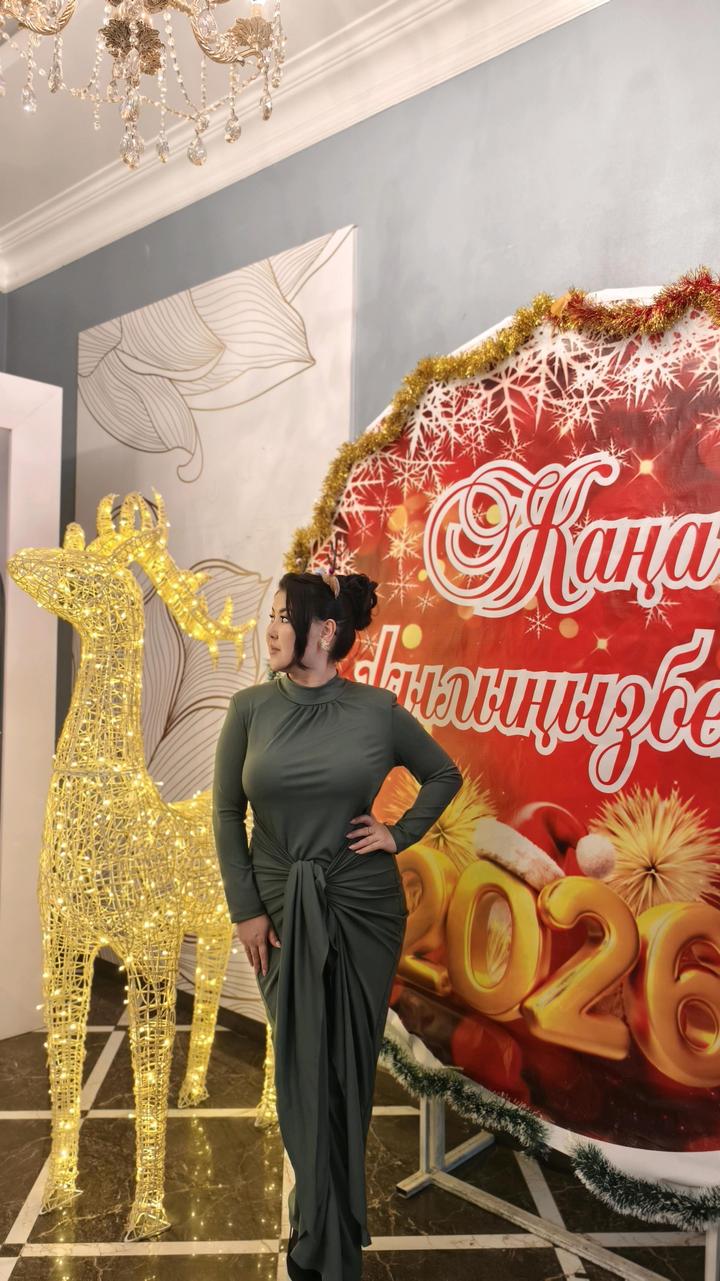 Изумрудное платье