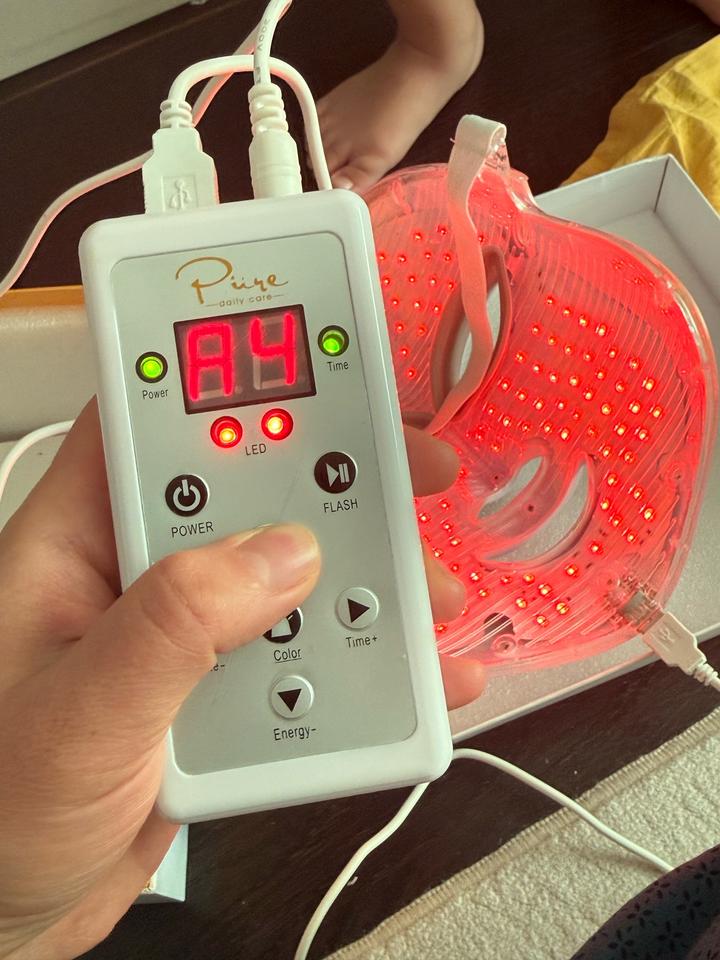 Лед маска luma light therapy mask (pure) США