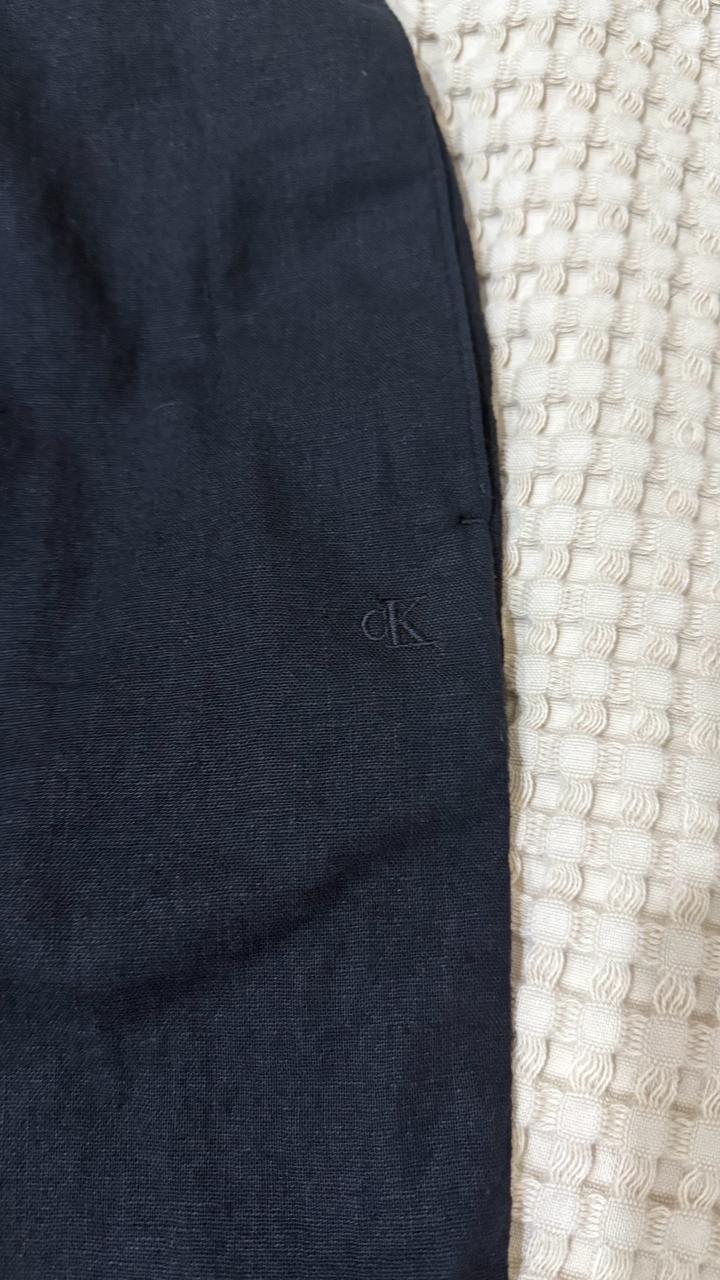 Черные штаны Calvin Klein