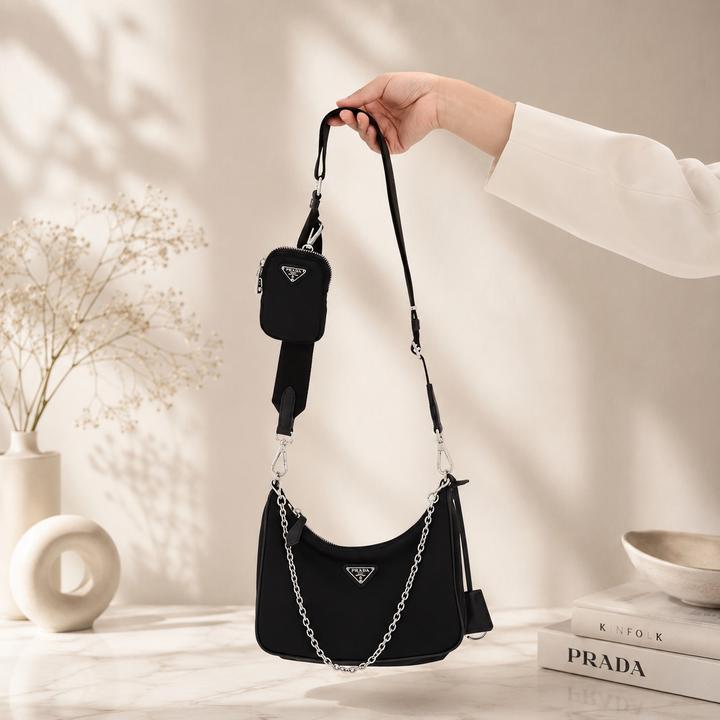 Сумка Prada