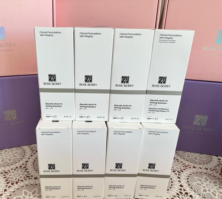 Тоник с гликолевой кислотой. Новая с ОАЭ! Не сушит, в ограниченном количестве