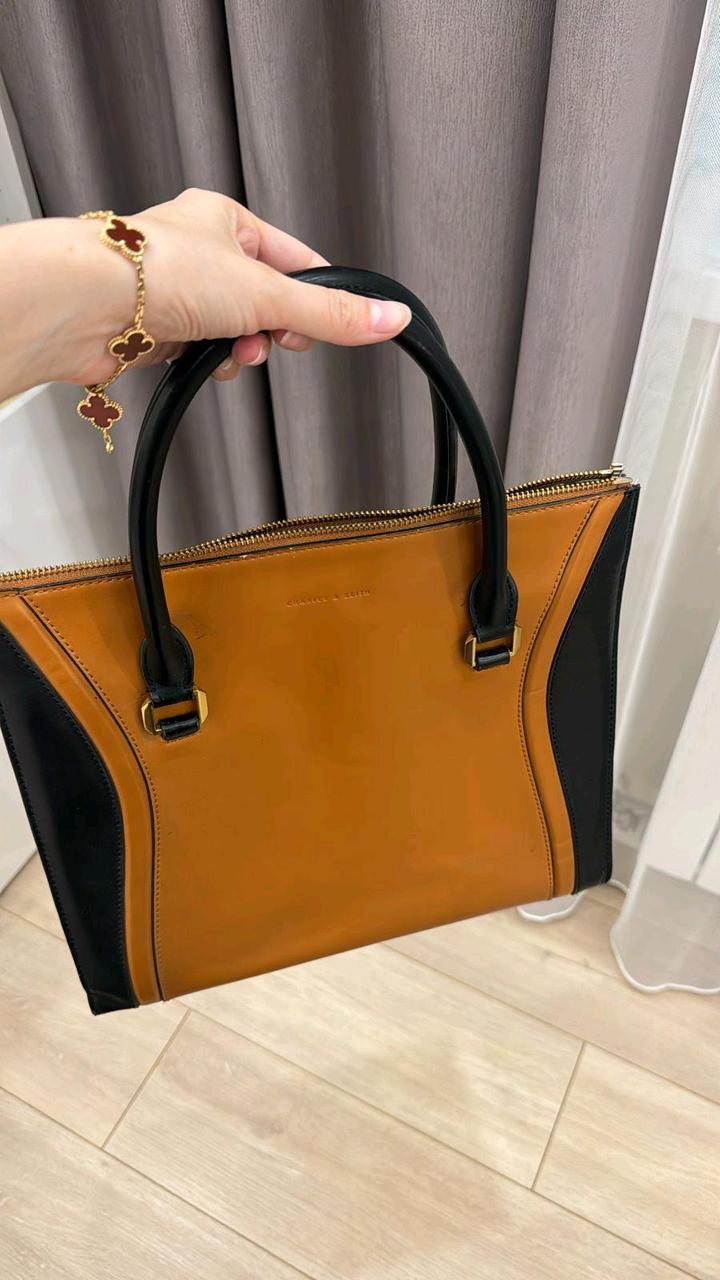 👜 Сумки комплектом