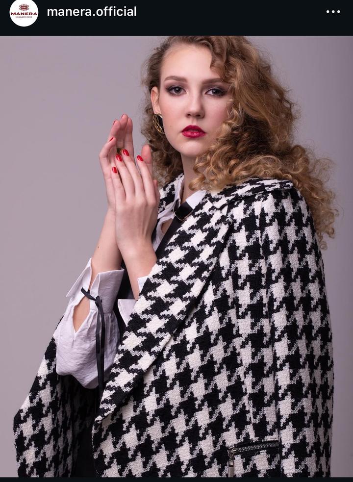 Пальто демисезонное бренда Manera