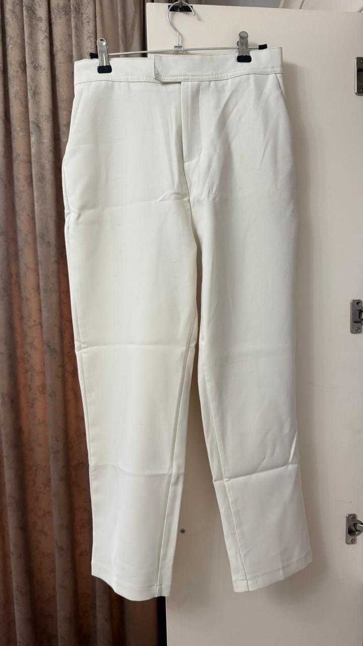 Брюки бежевый классика