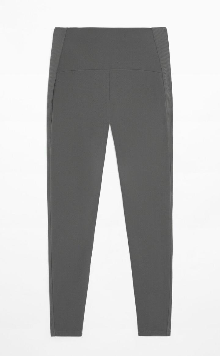 Oysho две пары лосин