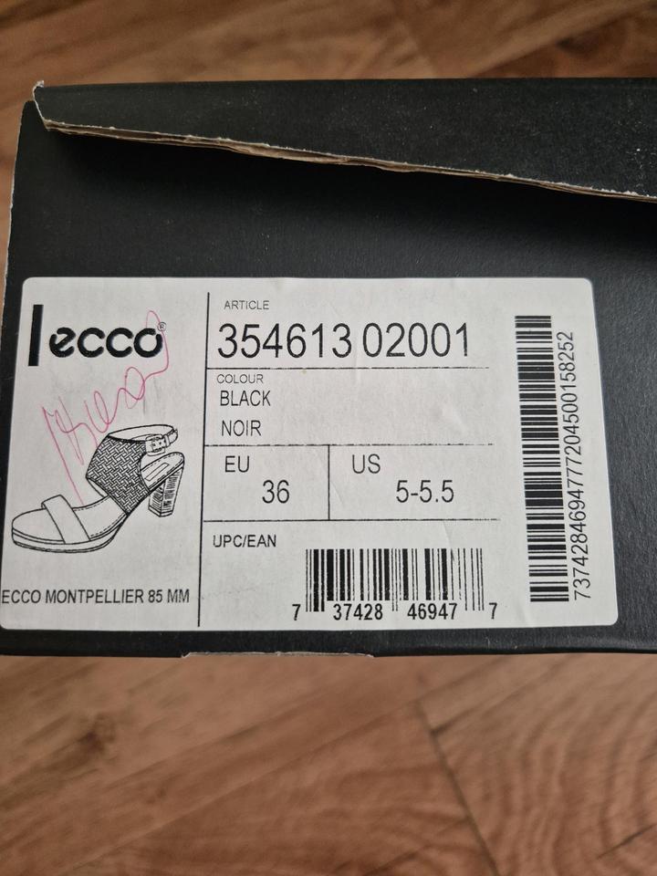 Босоножки ecco