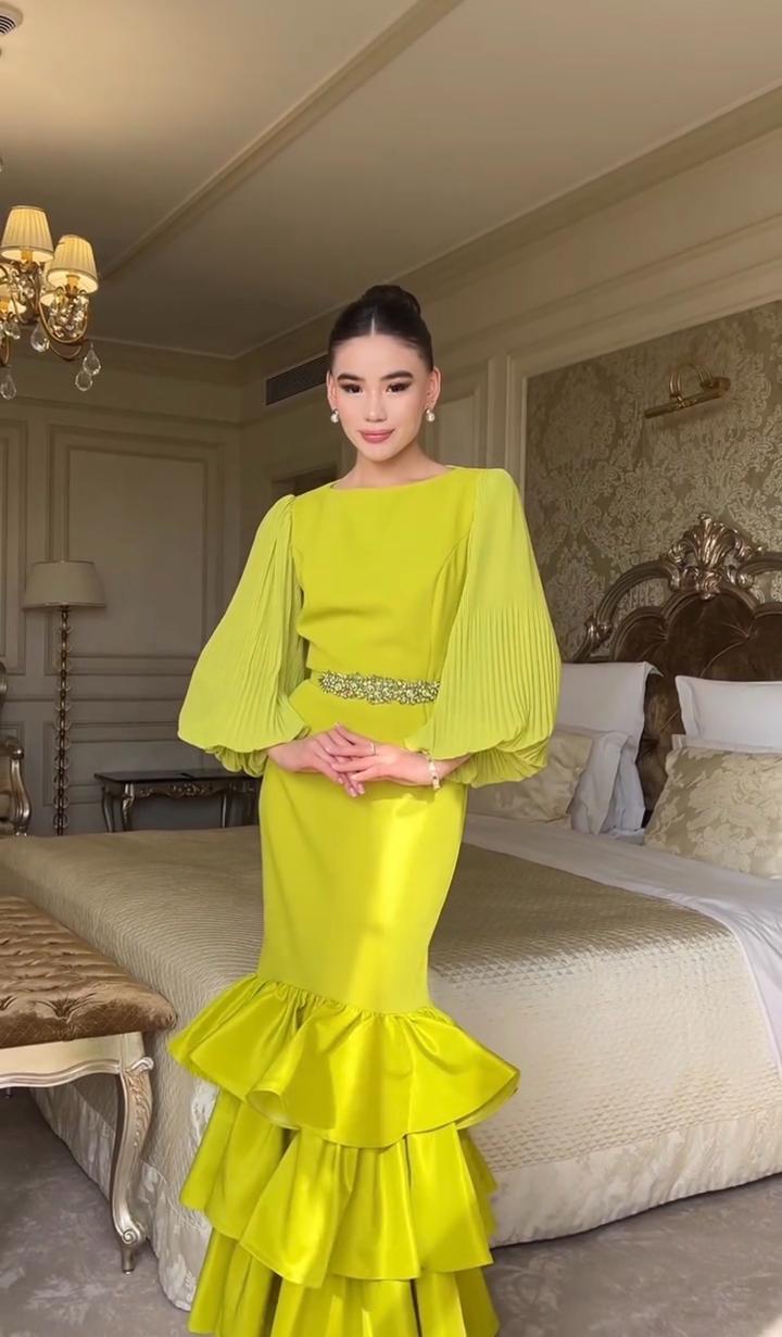 Роскошное платье