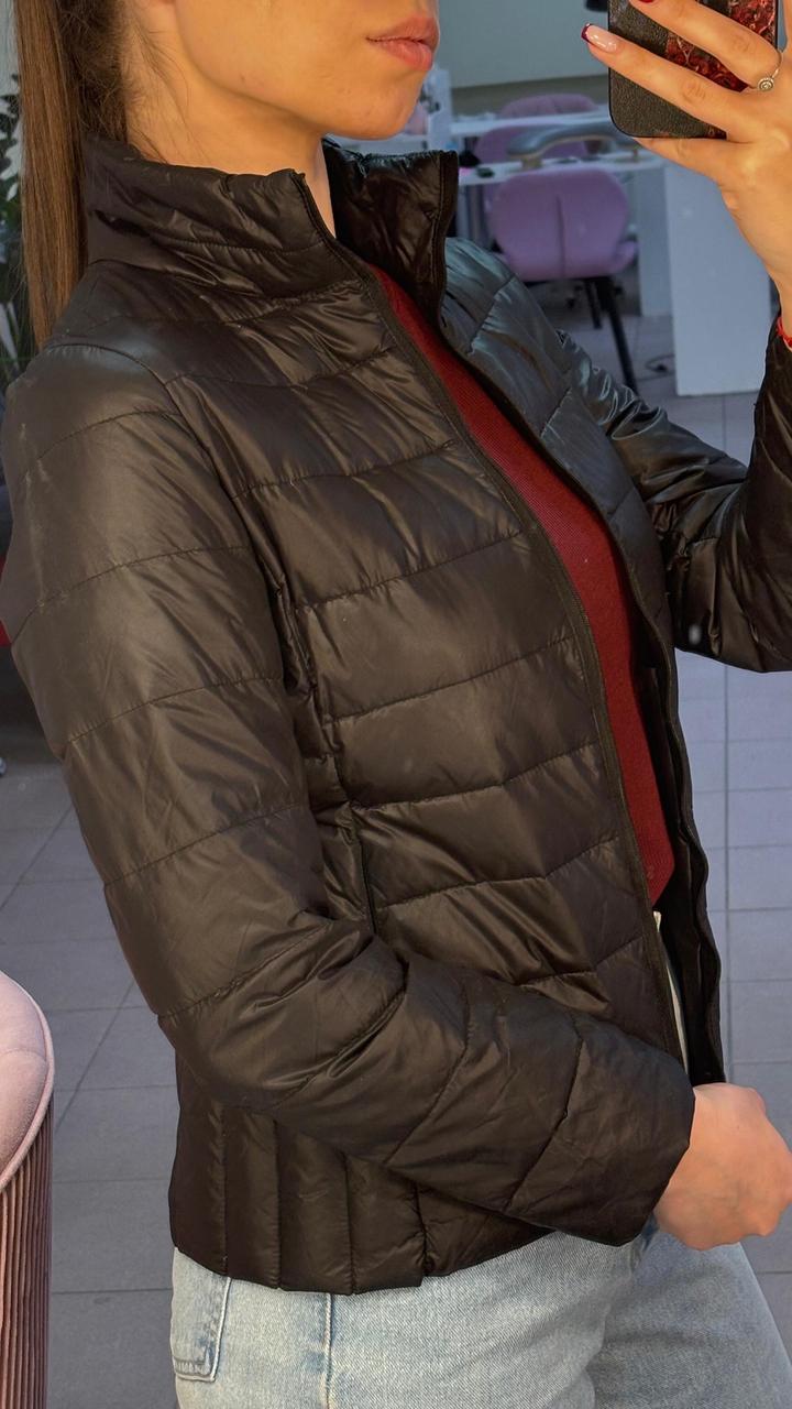 Тонкая курточка Uniqlo