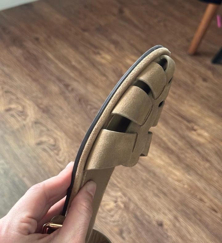 Сандали из натуральной замши ZARA