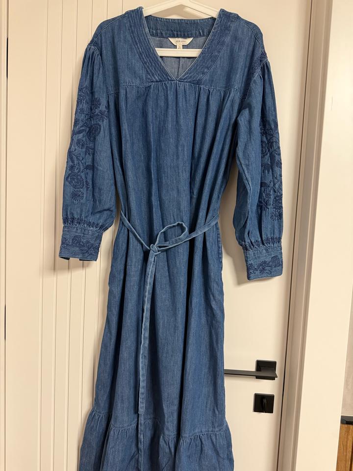 Джинсовое платье