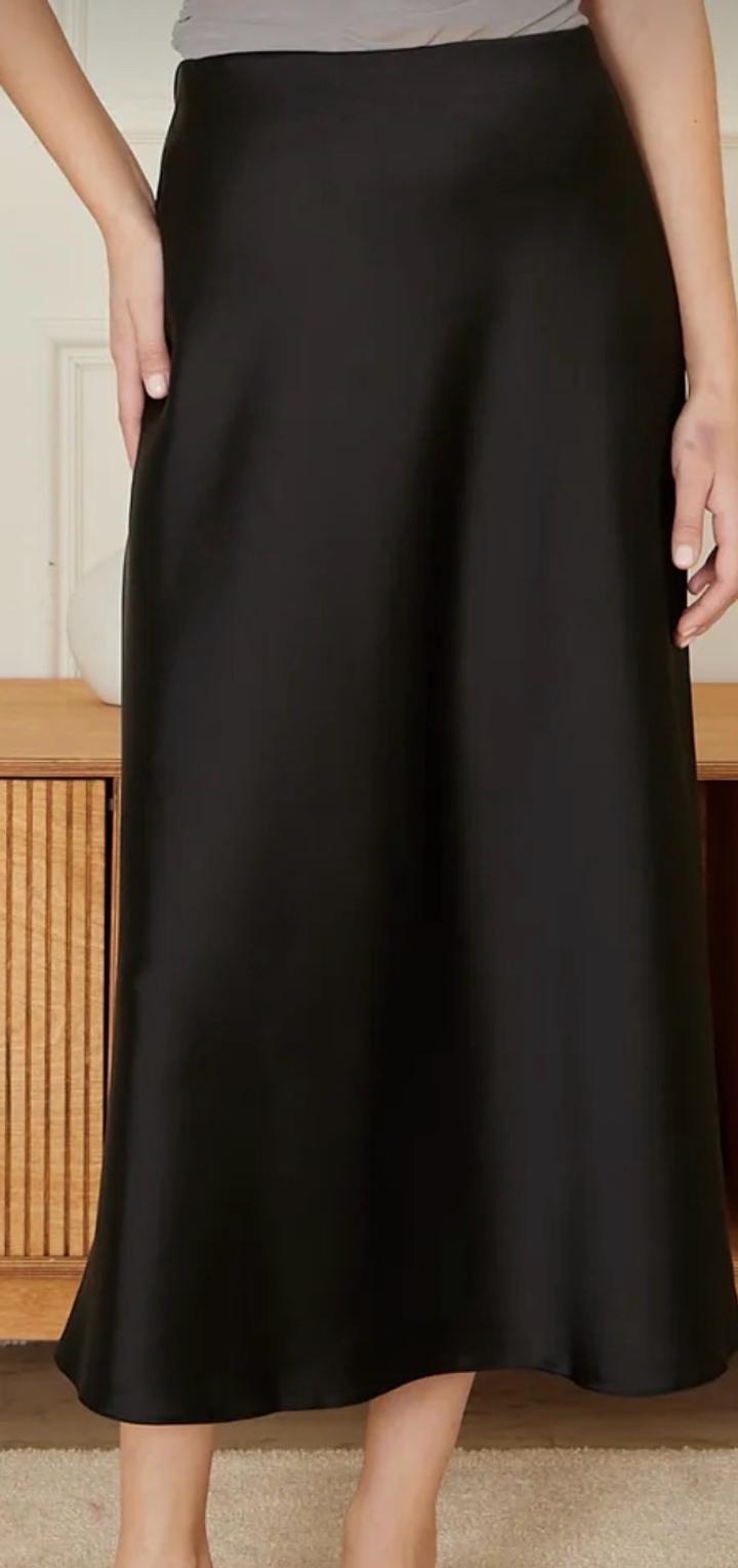 Атласная юбка миди