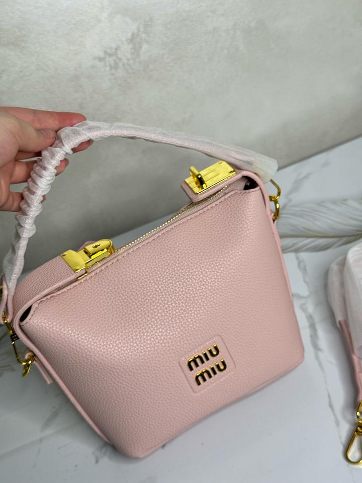 Женская мини сумка miu miu кросс-боди