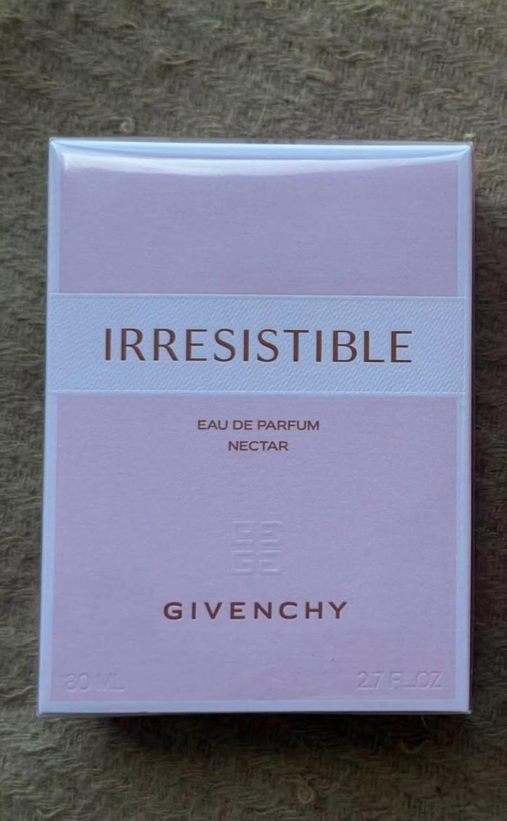Парфюм от Givenchy