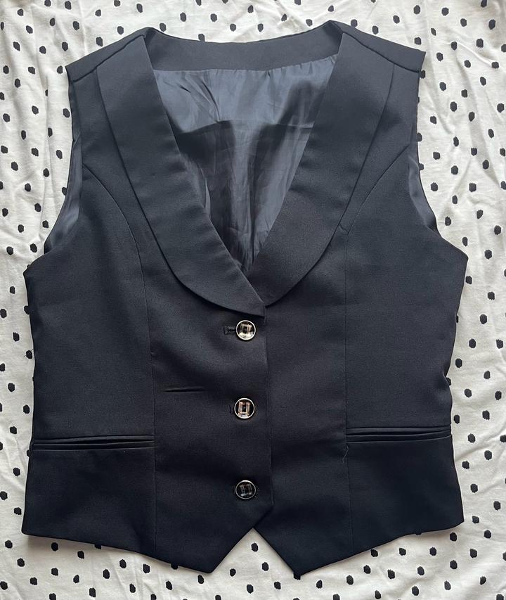 Жилет классический