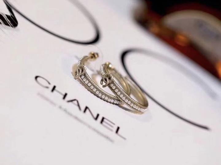 серьги Chanel