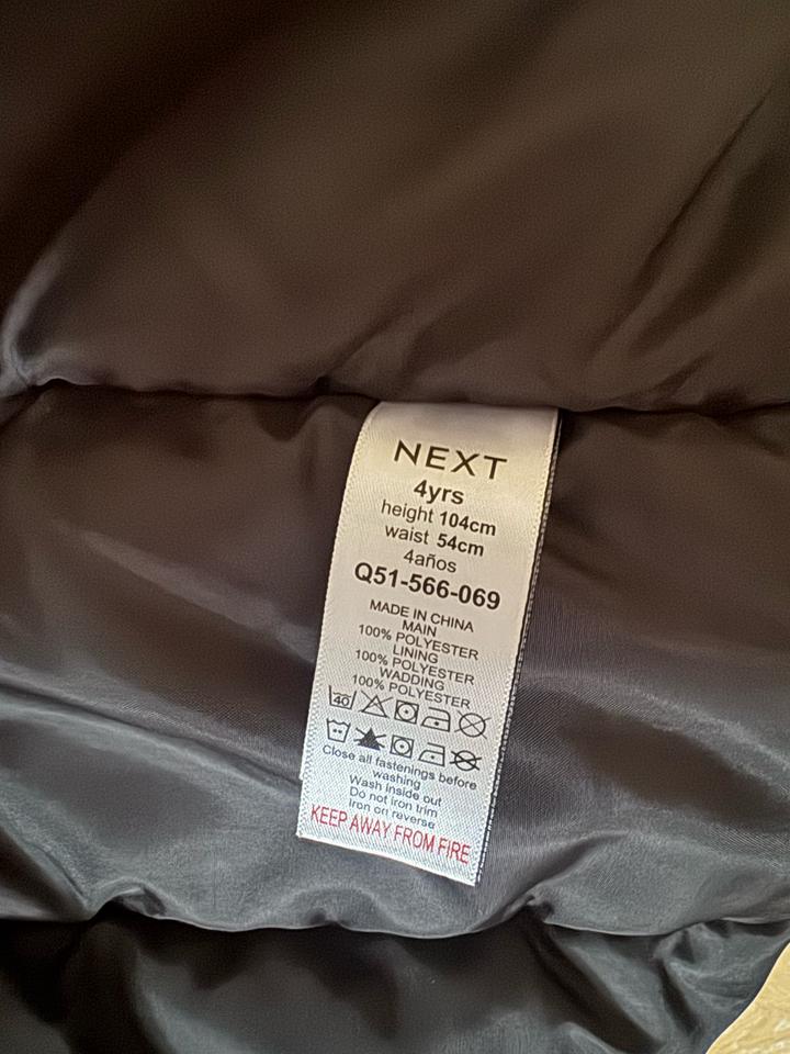 Зимний пуховик Next