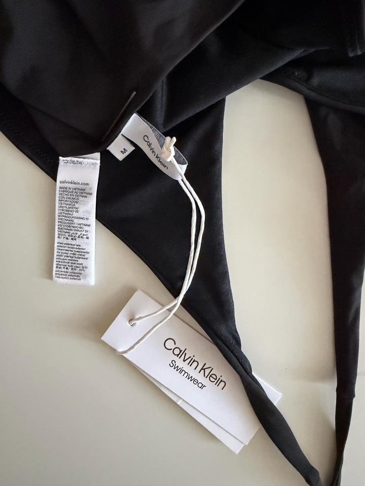 Новый купальник Calvin Klein