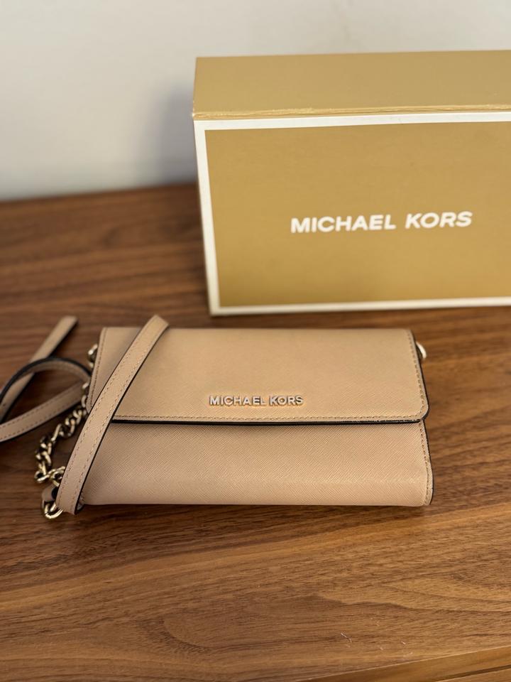 Маленькая сумка через плечо Michael Kors