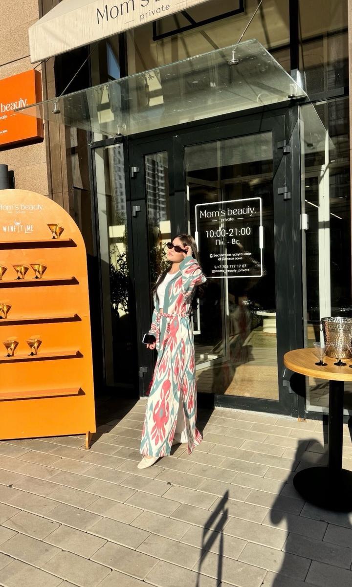 абайка в национальном стиле или халат-кимоно